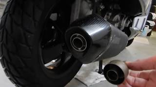 Vespa 300 GTS Touring custom  Akrapovic HD [upl. by Novia250]