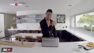 Orange juggling Cristianos breakfast  Breakfast with Cristiano Ronaldo [upl. by Wassyngton996]