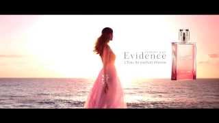 Yves Rocher  Nuevo Perfume Comme Une Evidence Intense [upl. by Haididej559]