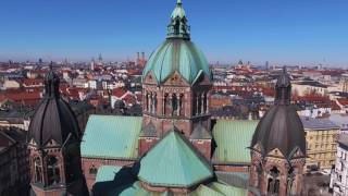 München von Oben Frühling 4K  Isar  Englischer Garten  Au  Rundflug [upl. by Chancellor]