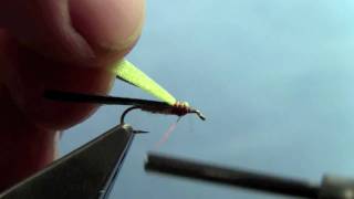 Tying with Hans Split Case PMD Nymph [upl. by Jamin376]