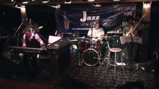 Smooth Cruises 2013 Gerald Albright amp Alex Bugnon  Harlem On My Mind [upl. by Neeli395]