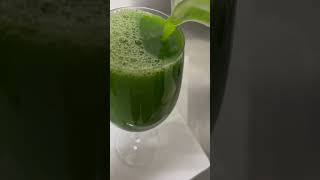 😋🥦Vamos de suco verdeLets go green juice我們來喝綠汁吧 shorts juice [upl. by Susumu781]