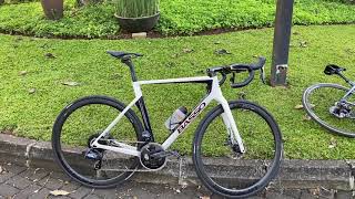 Bike Check Basso Diamante SV  Italian Bike [upl. by Aysahc]