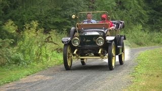 Driving a 100 yearold steam car [upl. by Luciano]