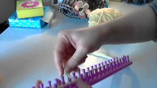 Scuola di Knitting Loom 4 maglia traforata circolare [upl. by Azmah114]