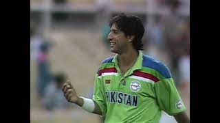 World Cup 1992 Match 16 India v Pakistan  Sydney Highlights [upl. by Adnah]