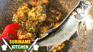 Surinaamse Vis Trapoen In Masala  Surinamese Tarpon Fish In Curry Powder  Suriname Kitchen [upl. by Trawets]