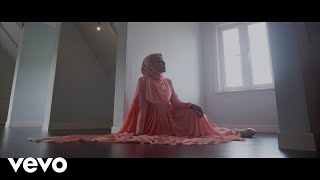 Erra Fazira  Menangkah Cinta Official Music Video [upl. by Frans670]