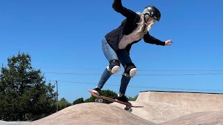 How to skateboard for beginners SKATEPARK edition [upl. by Nerrag685]