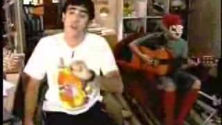 Marcelo Adnet Cantando Guns na voz de silvio [upl. by Yelraf]