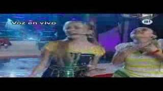 Carolina y Berenice  Vivir [upl. by Viviana626]