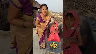 amayra ki sari Maggi mummy ne kha Li i funny youtubeshorts com [upl. by Westhead614]