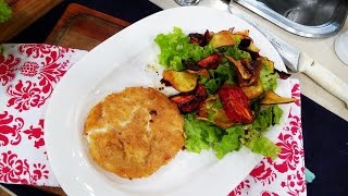 Medallones de pollo y salsa blanca con ensalada [upl. by Winterbottom]