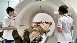 What is Radiotherapy  Cancer Research UK [upl. by Svirad]