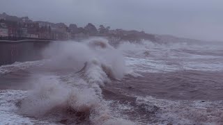 Sea Strom smashes Dawlish Devon storm devon dawlish weather [upl. by Beekman]