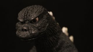 XPlus 25cm Godzilla 1973 [upl. by Atiuqcir348]