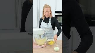 QuarkGugelhupf  Topfengugelhupf 👩‍🍳  Einfach Backen [upl. by Josey]