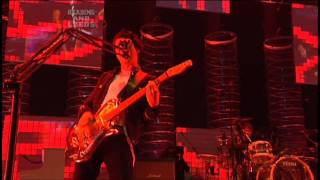 Muse  Hysteria live  Reading Festival 2006 HD [upl. by Scoter740]