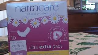 Natracare Organic amp Natural Ultra Extra Pads Super REVIEW [upl. by Sanchez662]