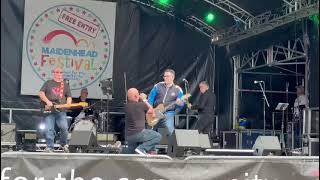 Pulp  Common People live cover version by That Brit Sound at Maidenhead Festival 2024 [upl. by Yesak]