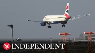 Live Planes try to land at Heathrow as Storm Eunice chaos hits UK [upl. by Broddy923]