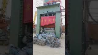 Heavy duty scrap shear cutting steel bales Max shearing force 20000KN Dongfang Hydraulic Machine [upl. by Lirbaj]