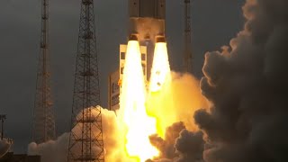 ESAs JUICE mission to Jupiter launches atop Ariane 5 rocket [upl. by Mable]