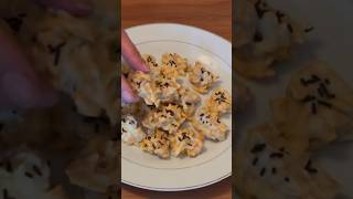 Roses des sables au chocolat blanc recette recettefacile choclate viral shortvideo [upl. by Pennington5]