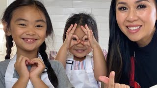 Making Smoothie Bowls with my Nieces [upl. by Orenid]