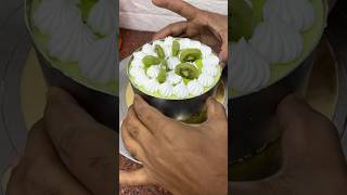 Kiwi 🥝 cake kaise banaye shortsfeed kiwicake kiwi shorts viralvideo [upl. by Idnahs542]