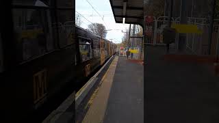 Tyne and wear metro 40314023 arriving into Seaburn [upl. by Warenne]