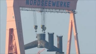 Emden Nordseewerke Bockkran Portalkran  Endlich fährt er wieder [upl. by Goodwin]