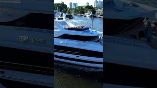 Horizon Yacht quotSEA RENITYquot on Fort Lauderdale canals [upl. by Nylemaj909]