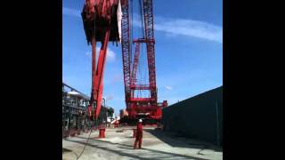 Mammoets PTC Crane [upl. by Newmark]