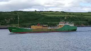 Shipping in Waterford estuary 🇮🇪 [upl. by Morly843]