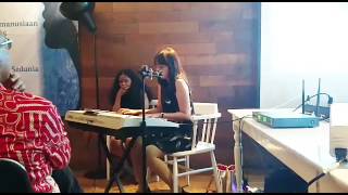 Usah Kau Lara Sendiri  Ruth Sahanaya ft Katon Bagaskara cover by Cania Citta [upl. by Sonnie]