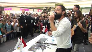 Koray Avci Mini Konser amp İmza Günü 21102015 [upl. by Fauver525]