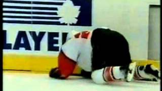 Vintage Darcy Tucker obliterates Sami Kapanen [upl. by Bugbee190]