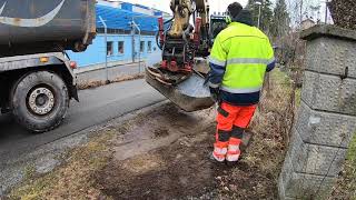 Cleaning an existing ditch with a Cat M316D [upl. by Broeder]