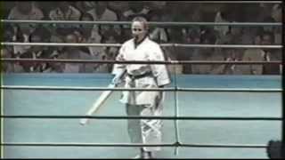 Tsuken Sunakake no Kun 津堅砂掛の棍  Katherine Loukopoulos Japan 1995 [upl. by Anead]