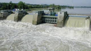 Isar Hochwasserabfluss am Kraftwerk Dingolfing 21072021 [upl. by Scotti]