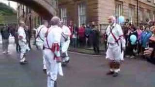 Morris Dancing under Bridge of Sighs on May Day in Oxford [upl. by Maribel]