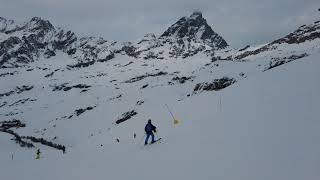 Klein Matterhorn 3820 m to BreuilCervinia 2050 m skiing the Theodul Glacier amp Pista Ventina [upl. by Sorazal]