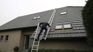 Installatie dakladder  Installation échelles de couvreur DL [upl. by Ching]