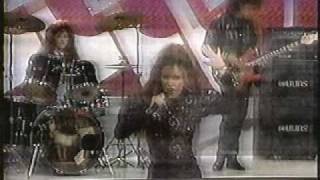 Gloria Trevi quotDr Psiquiatraquot Debut en Siempre Domingo 1989 [upl. by Cilegna]