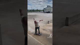 the streets in Fredericksburg Texas skateboarding SkatePark Skate SkateLife skateboarders [upl. by Virg]