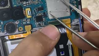 اصلاح سامسونج A31 A315f لا يشحن والسبب توسع في كونكتر الشحن repair Samsung A31 no charger [upl. by Sivlek]