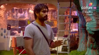 Bigg Boss 18 Live Vivian Ne Karanveer Ke Personal Life Ka Kiya Sabke Samne Khulasa [upl. by Yart568]