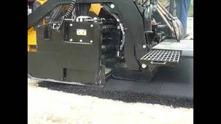 Mauldin 1750 Paver in action [upl. by Alwitt822]